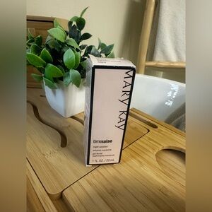 Mary Kay Timewise night solution